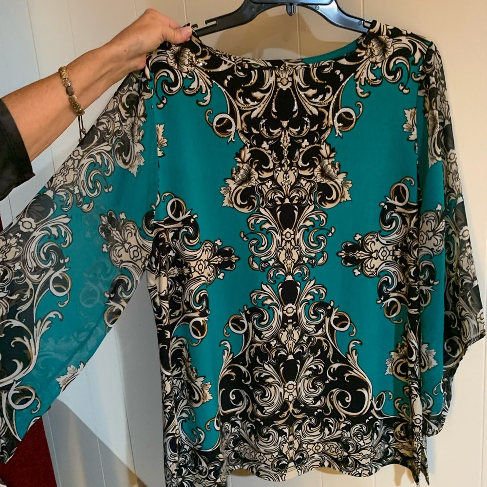 Tunic - Picture 2 of 3